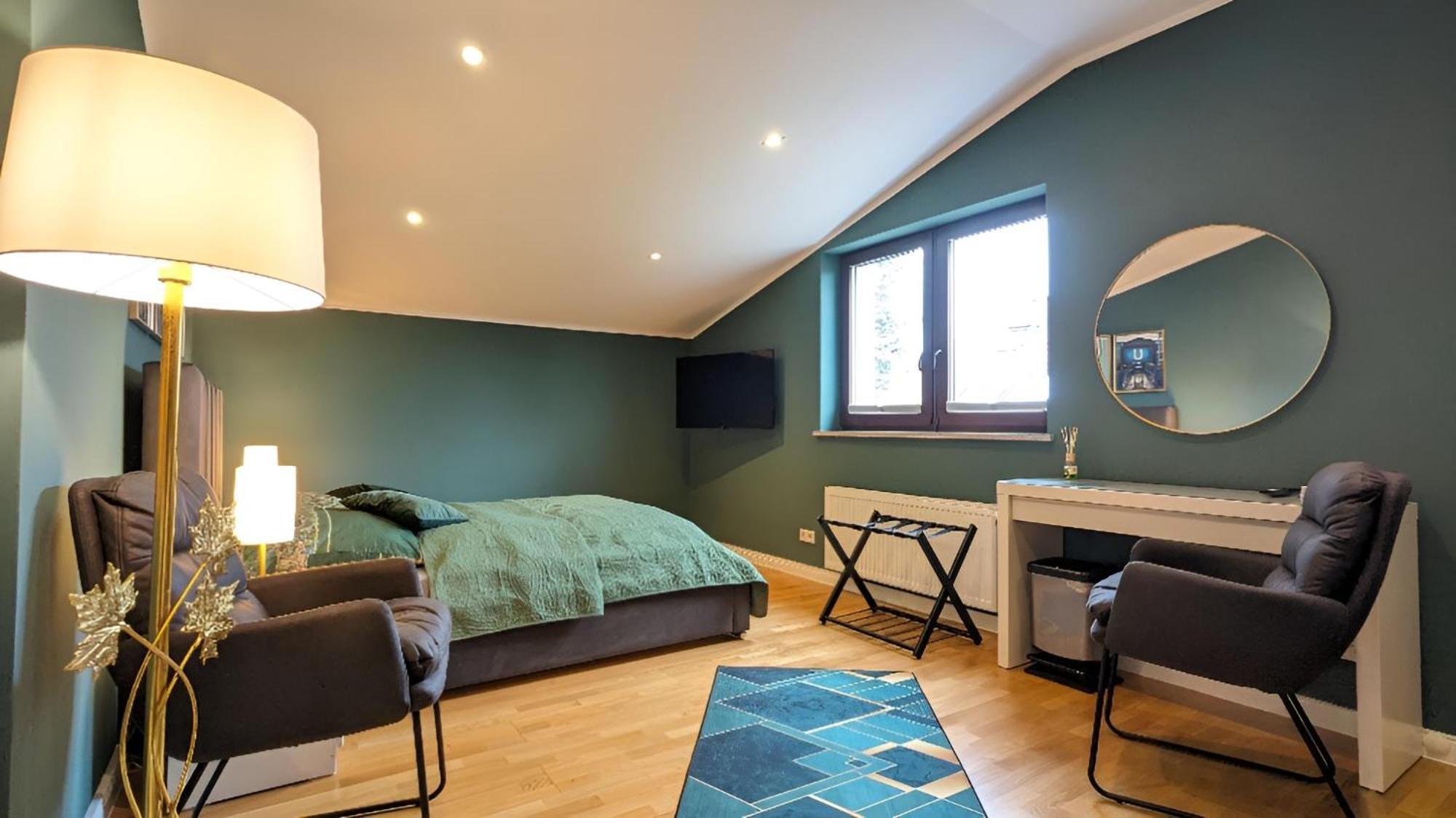 3 Rooms - Zimmervermietung Naehe Flughafen Ber - Gratis Wlan, Parken & Netflix Berlín Exteriér fotografie