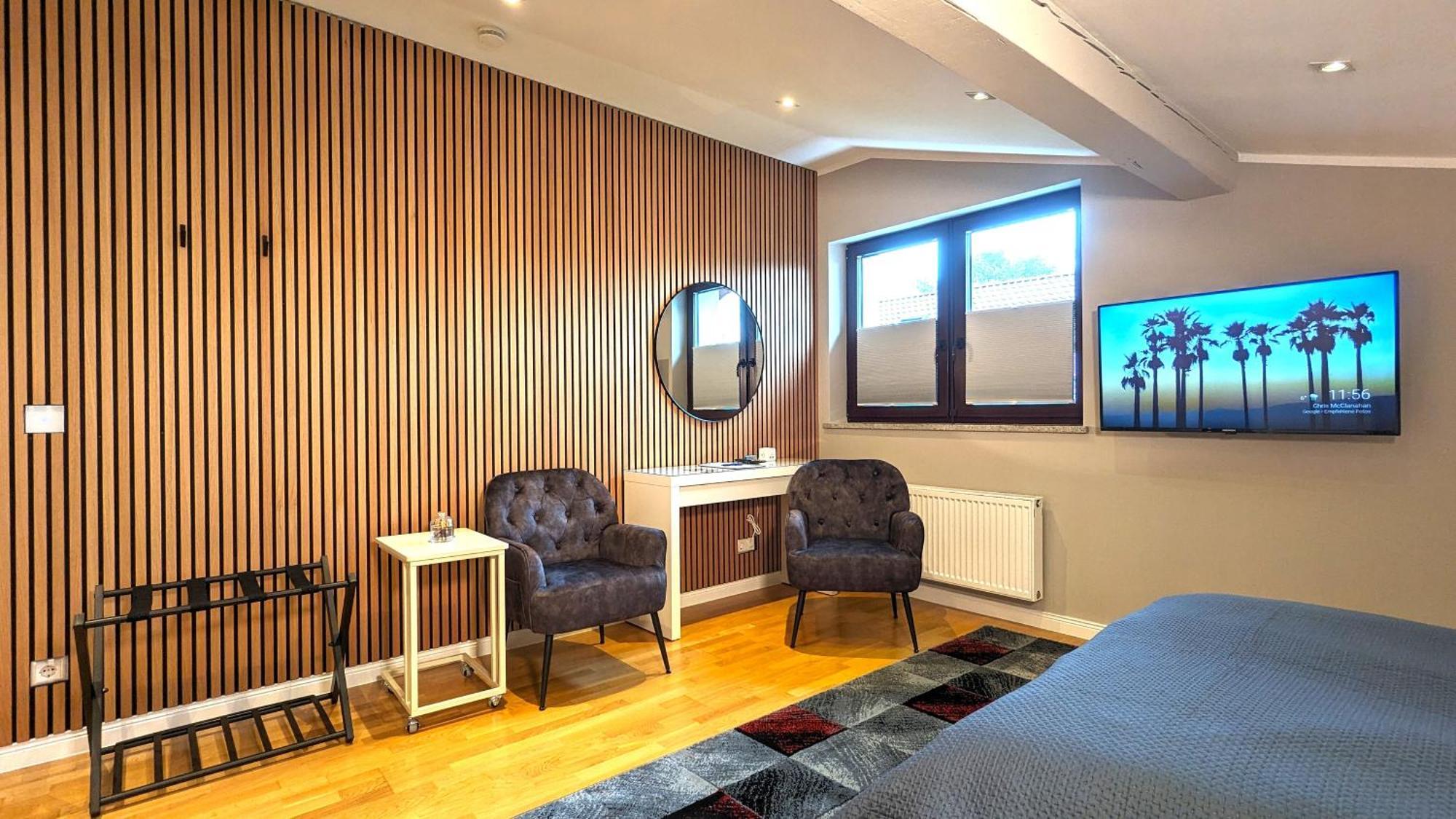 3 Rooms - Zimmervermietung Naehe Flughafen Ber - Gratis Wlan, Parken & Netflix Berlín Pokoj fotografie